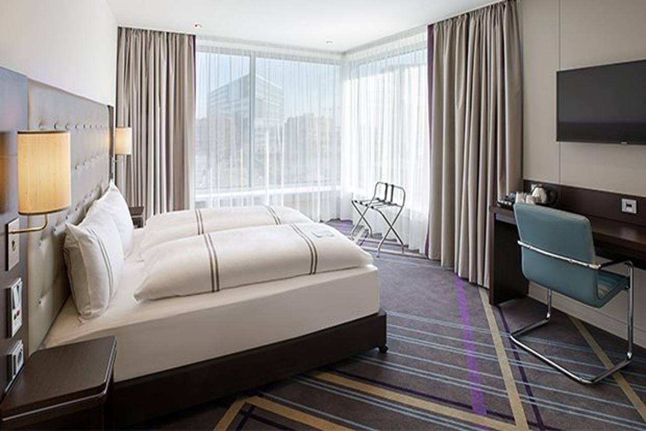 Premier Inn Hamburg City Extérieur photo